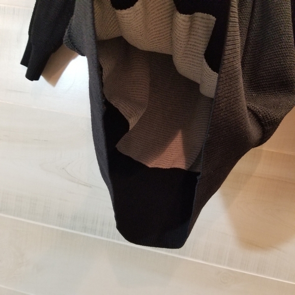 (M} 3.1 Phillip Lim VICTORIAN SPORT RUCHE OFF-THE-SHOULDER TOP IN BLACK - Picture 7 of 10